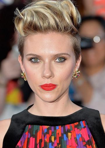 How To Style Your Hair Like Scarlett Johansson Helensgoodhairday Com